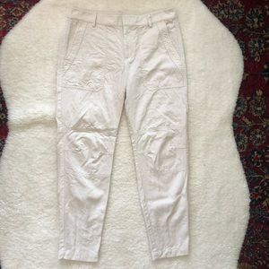 VINCE. Light Cream Cargo Style Ankle Trousers 100% Lyocell